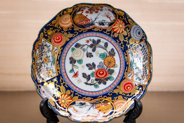 What is Japanese Porcelain Arita Ware?