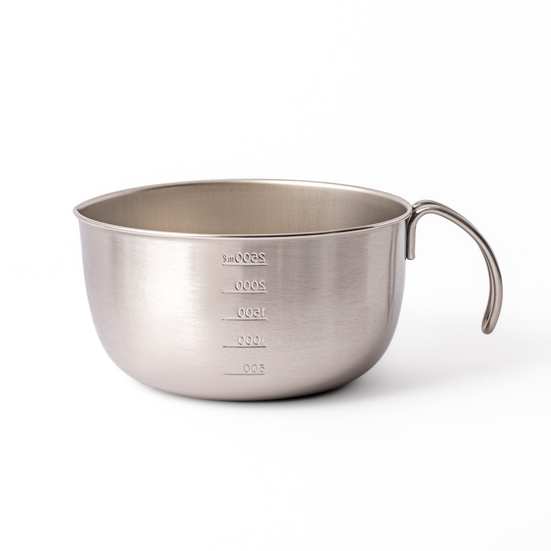 AUX Japanese Stainless Steel Mixing Bowl with Handle showing interior measurement markings on white background