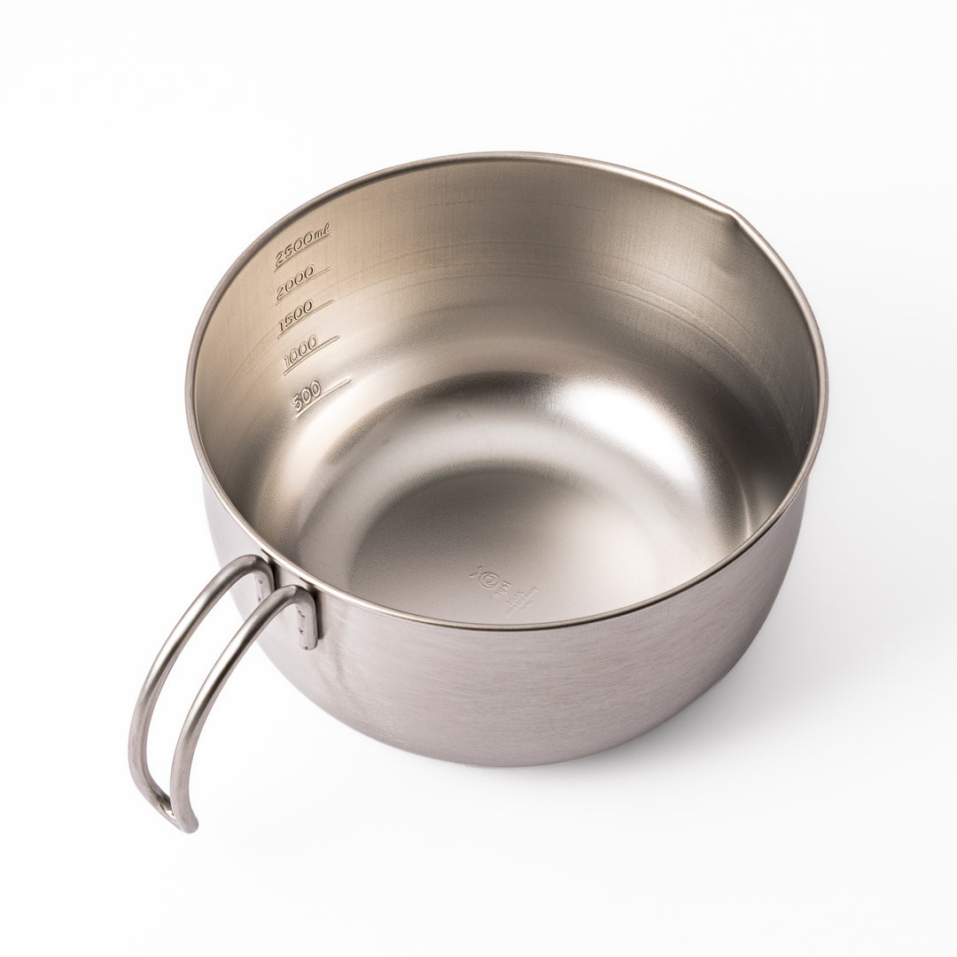 AUX Japanese Stainless Steel Mixing Bowl with Handle showing interior measurement markings on white background