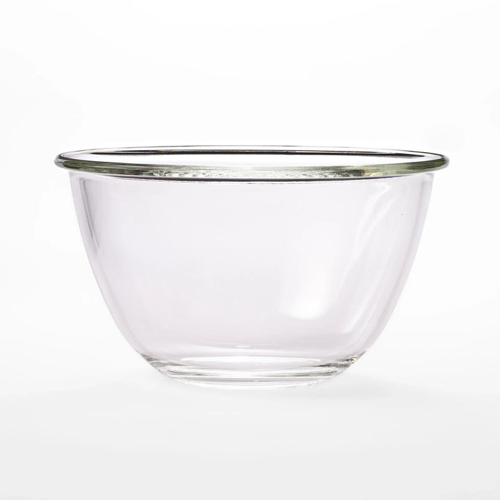 Large 2.2L HARIO heat resistant glass mixing bowl, a deep and durable clear kitchenware bowl for cooking and baking prep