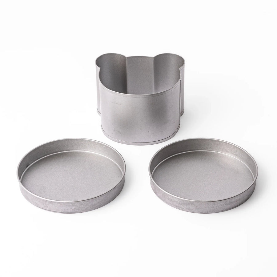 Cute bear shaped Japanese bread baking mold, a metal steel loaf pan with lids for making animal sandwich toast and bakery goods