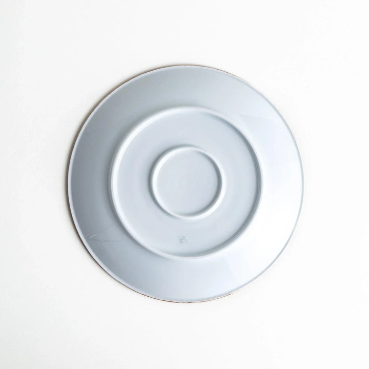 A round white dinner plate with a rustic scallop-edged border. The border comes in blue, brown, and olive.