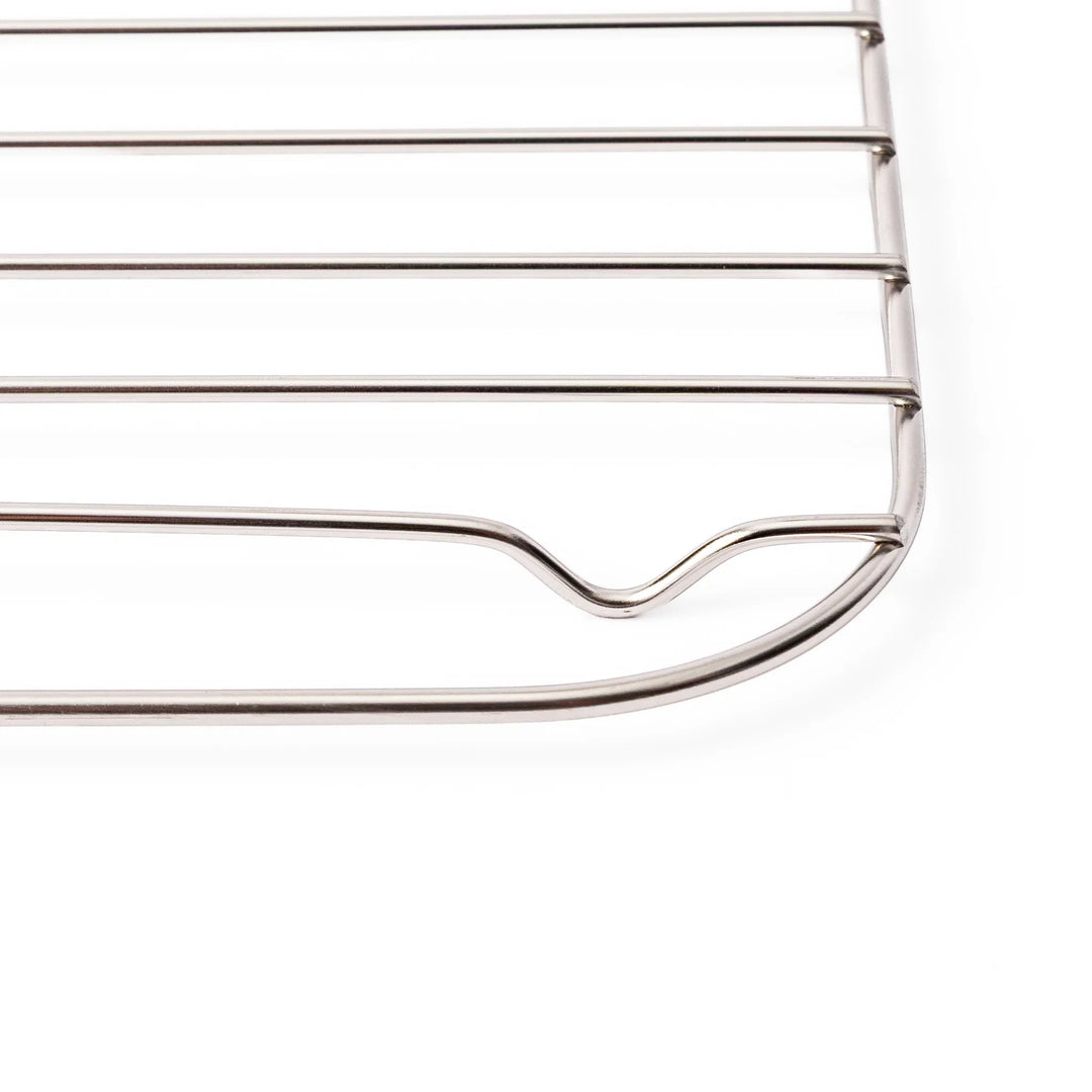 Small Japanese stainless steel prep tray wire rack, a durable cooling grate perfect for tempura and oil draining
