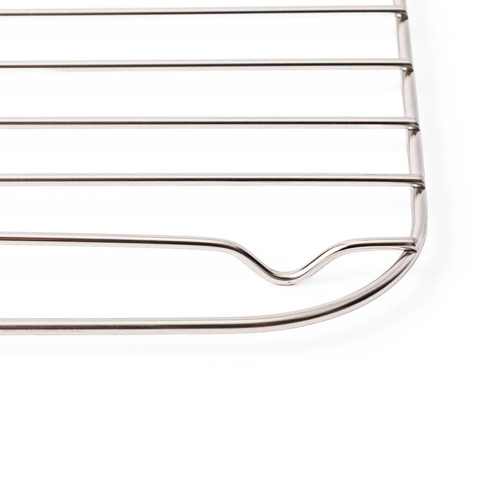 Small Japanese stainless steel prep tray wire rack, a durable cooling grate perfect for tempura and oil draining