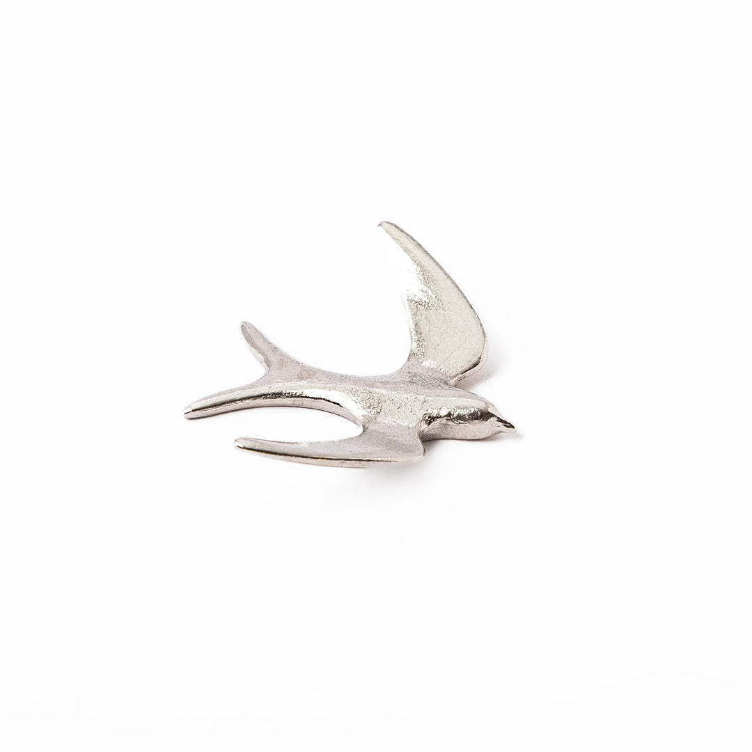 Elegant Japanese swallow cutlery rest unique flying bird shaped silver chopstick holder metallic hashioki tableware