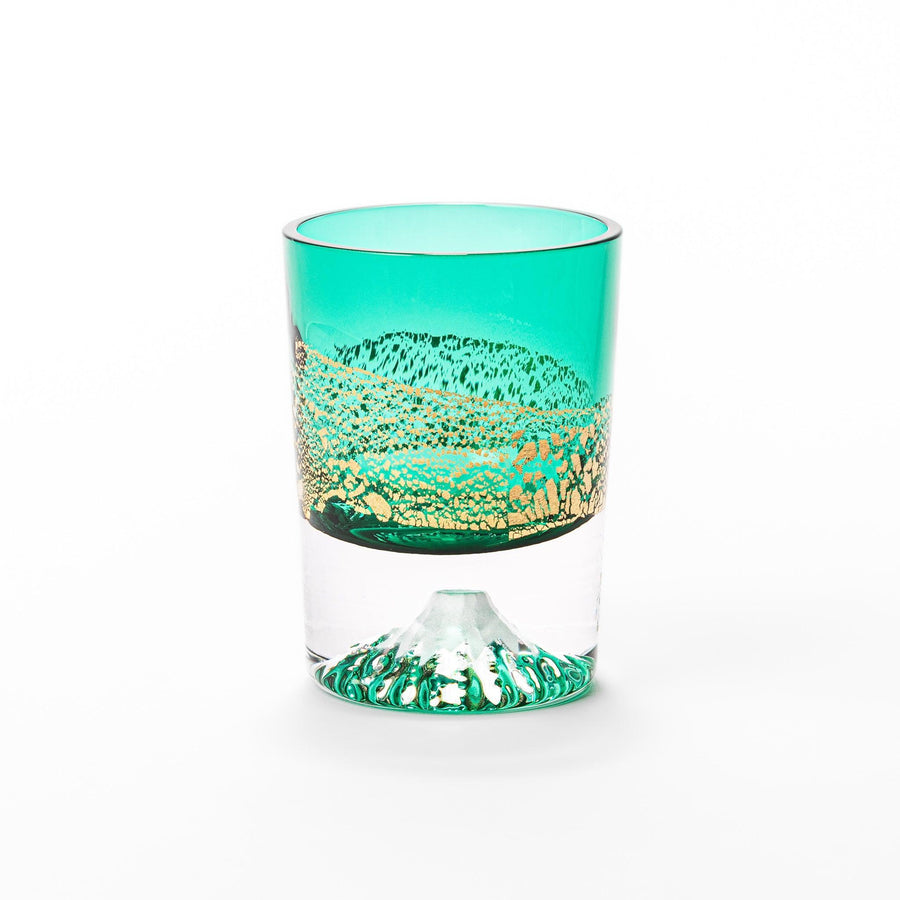 Green sake glass with gold-leaf mountain design and Mount Fuji base, combining elegance and Japanese artistry.