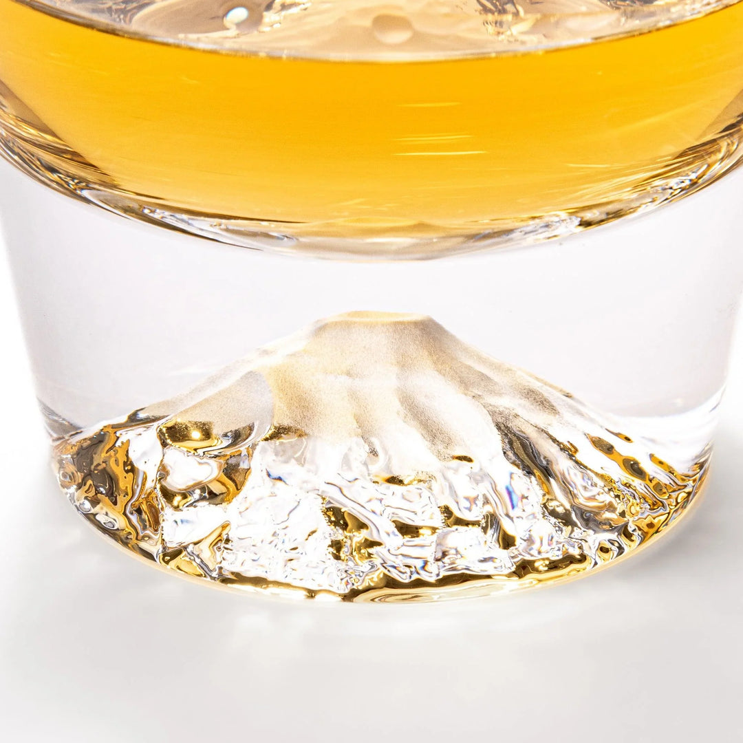 Clear glass featuring an embossed design of Mount Fuji at the base. Ideal for serving cold beverages.