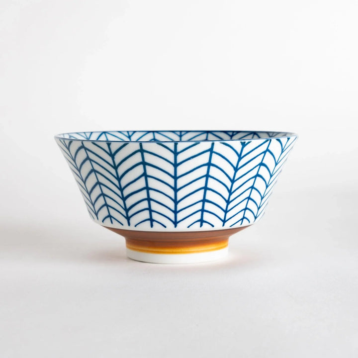 Arrow Feather Ramen Bowl featuring blue arrow motif pattern ideal for serving ramen or noodle dishes.