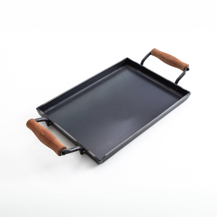 Rectangular teppanyaki grill pan with wooden handles on both sides with stainless steel lids