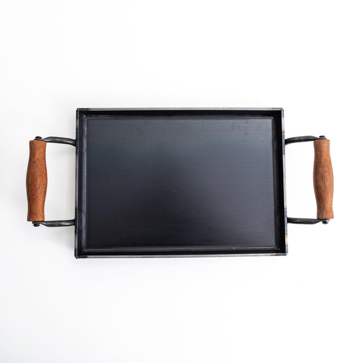 Rectangular teppanyaki grill pan with wooden handles on both sides with stainless steel lids