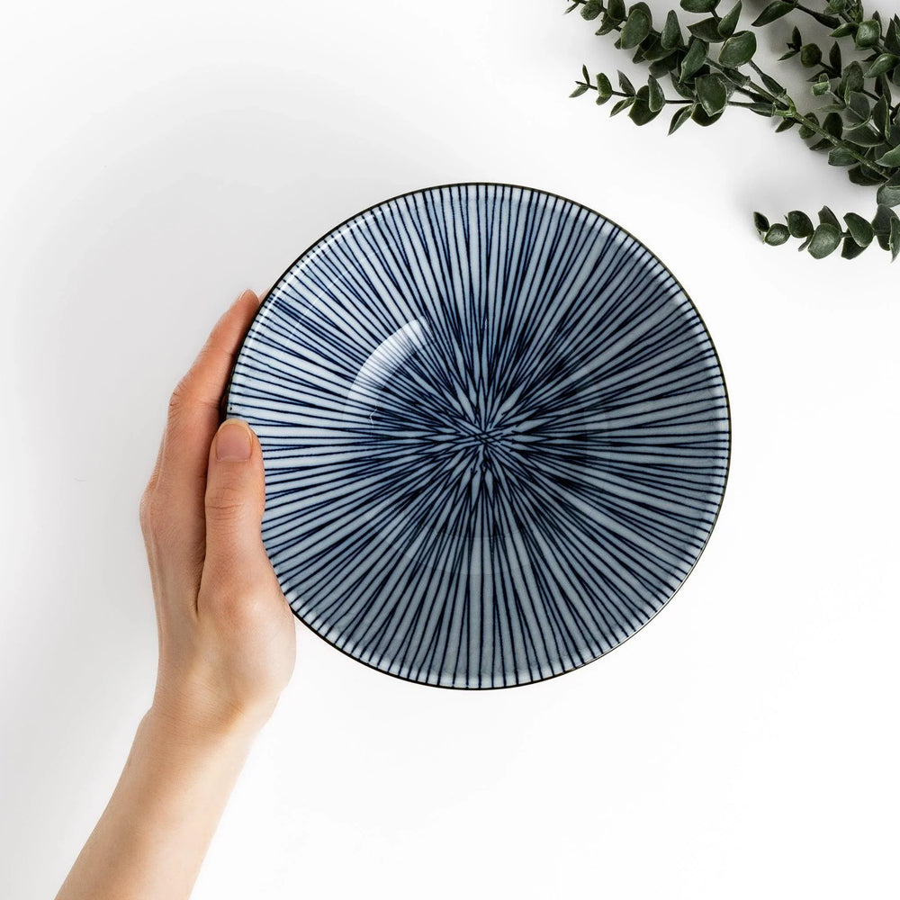 Ramen bowl with delicate blue stripes and a gold-rimmed edge, adding subtle elegance to your dining experience.