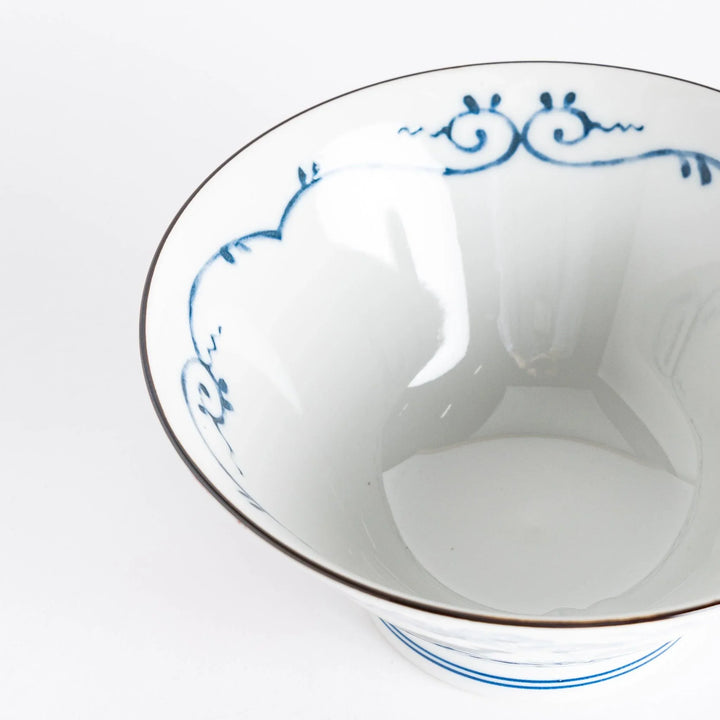 Top view of the Edo Dinosaur Donburi bowl revealing its decorative design and detailed craftsmanship.