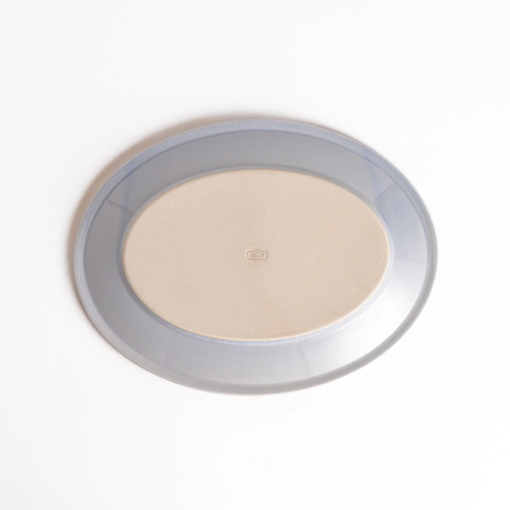 Durable and elegant blue ceramic dinner plate, adding a pop of color to your table setting.