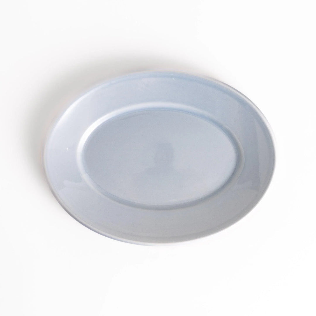 Durable and elegant blue ceramic salad plate, adding a pop of color to your table setting.