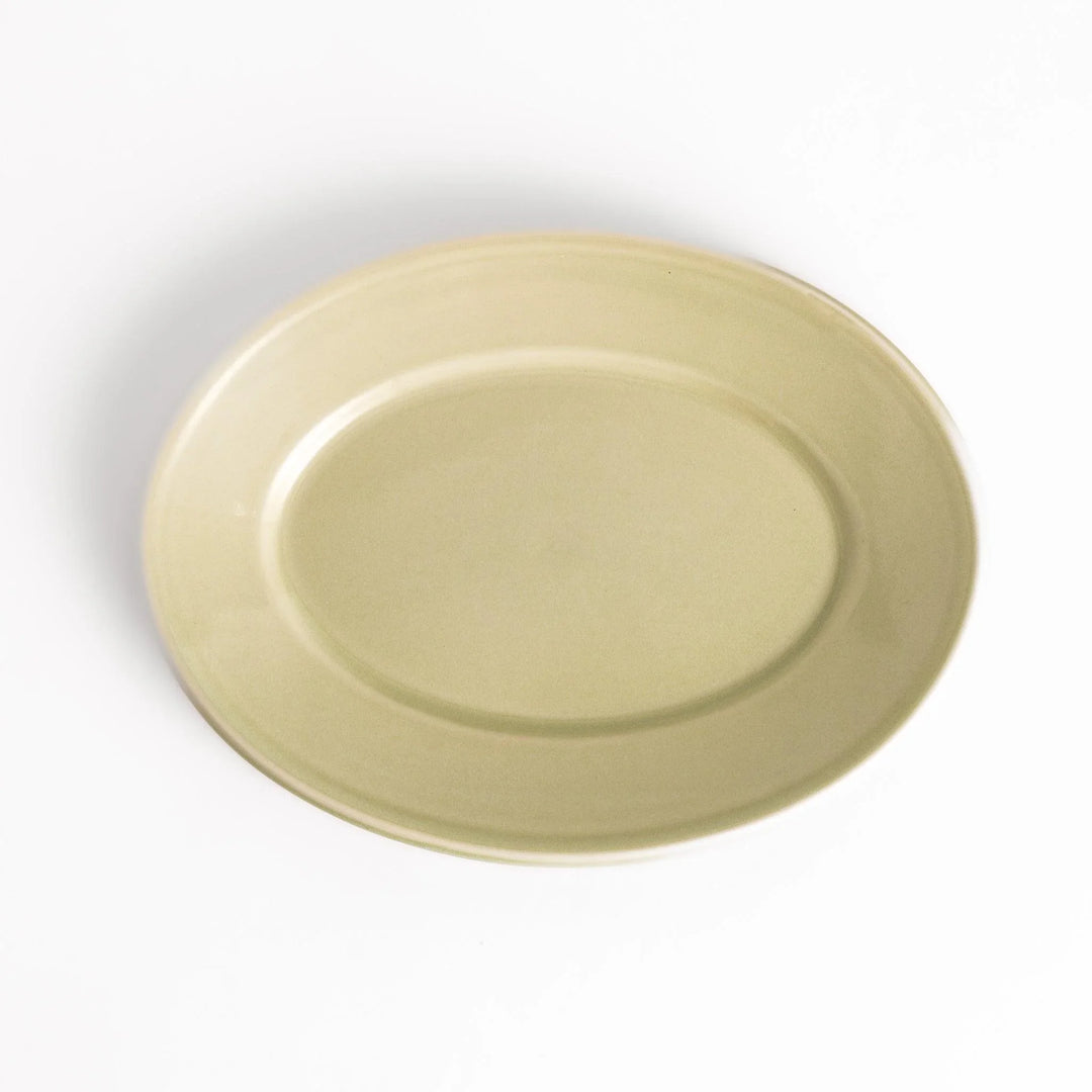 Durable and elegant green ceramic salad plate, adding a pop of color to your table setting.