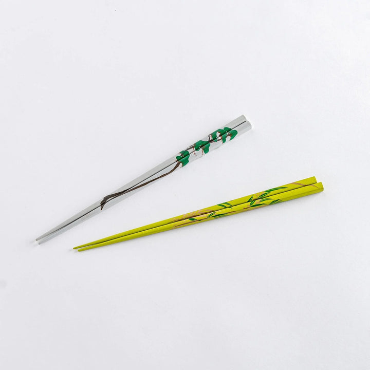 Chopsticks with traditional pine and bamboo patterns arranged side by side, reflecting elegant and timeless craftsmanship.