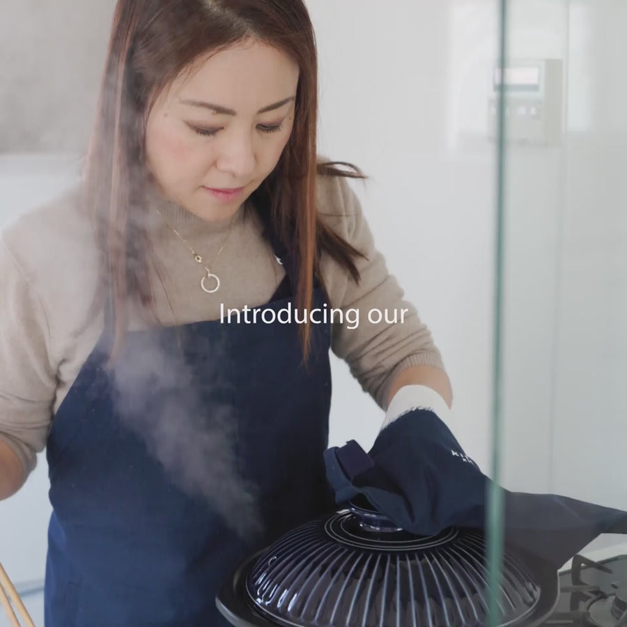 Nami from Just One Cookbook showcases the Ginpo Kikka Family-Size Donabe, an authentic Banko-ware hot pot.