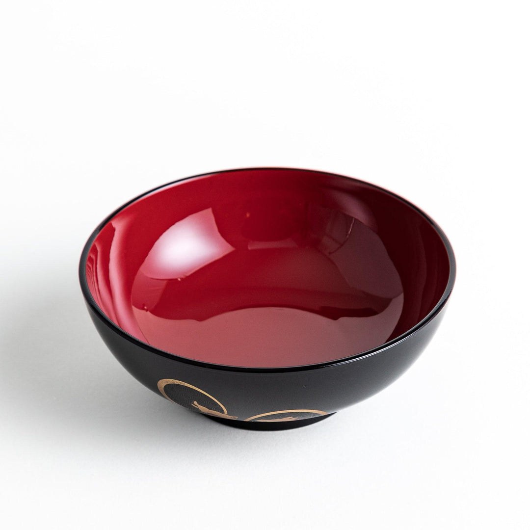Lacquered soup bowls with lids, featuring golden vine designs. Available in red or black.