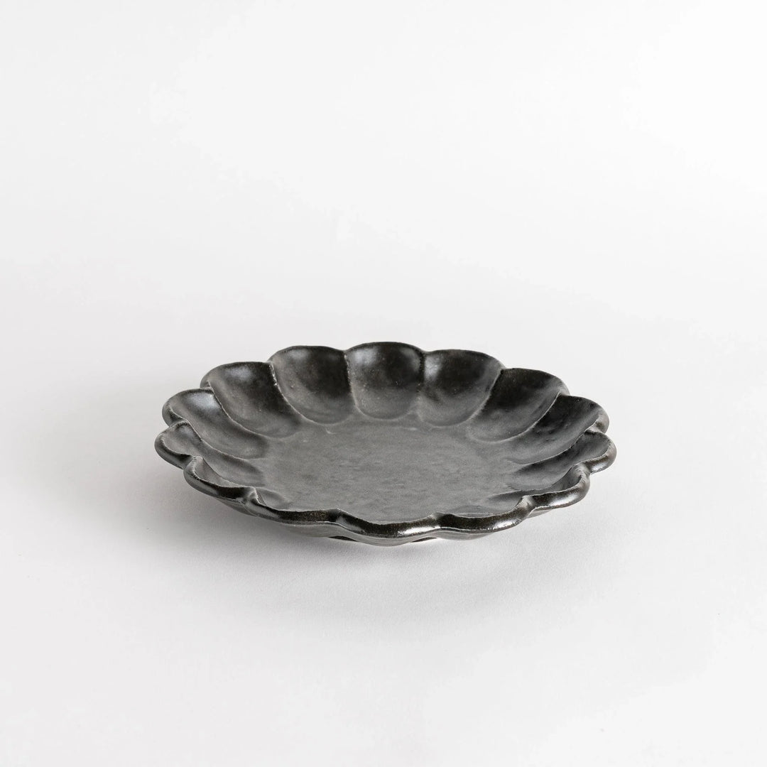A round white dessert bowl with a rustic scallop-edged border. The border comes in blue, brown, and olive.