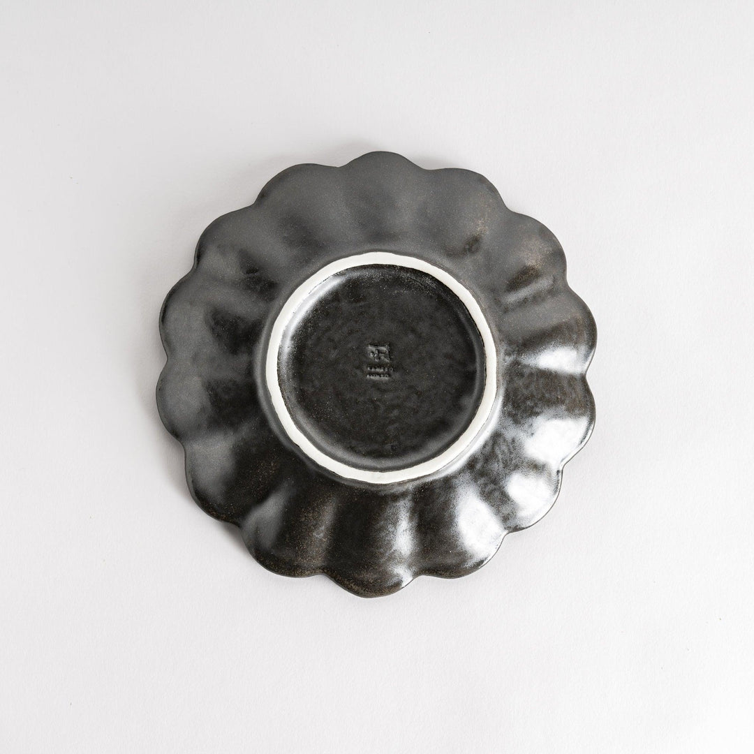A round white dessert bowl with a rustic scallop-edged border. The border comes in blue, brown, and olive.