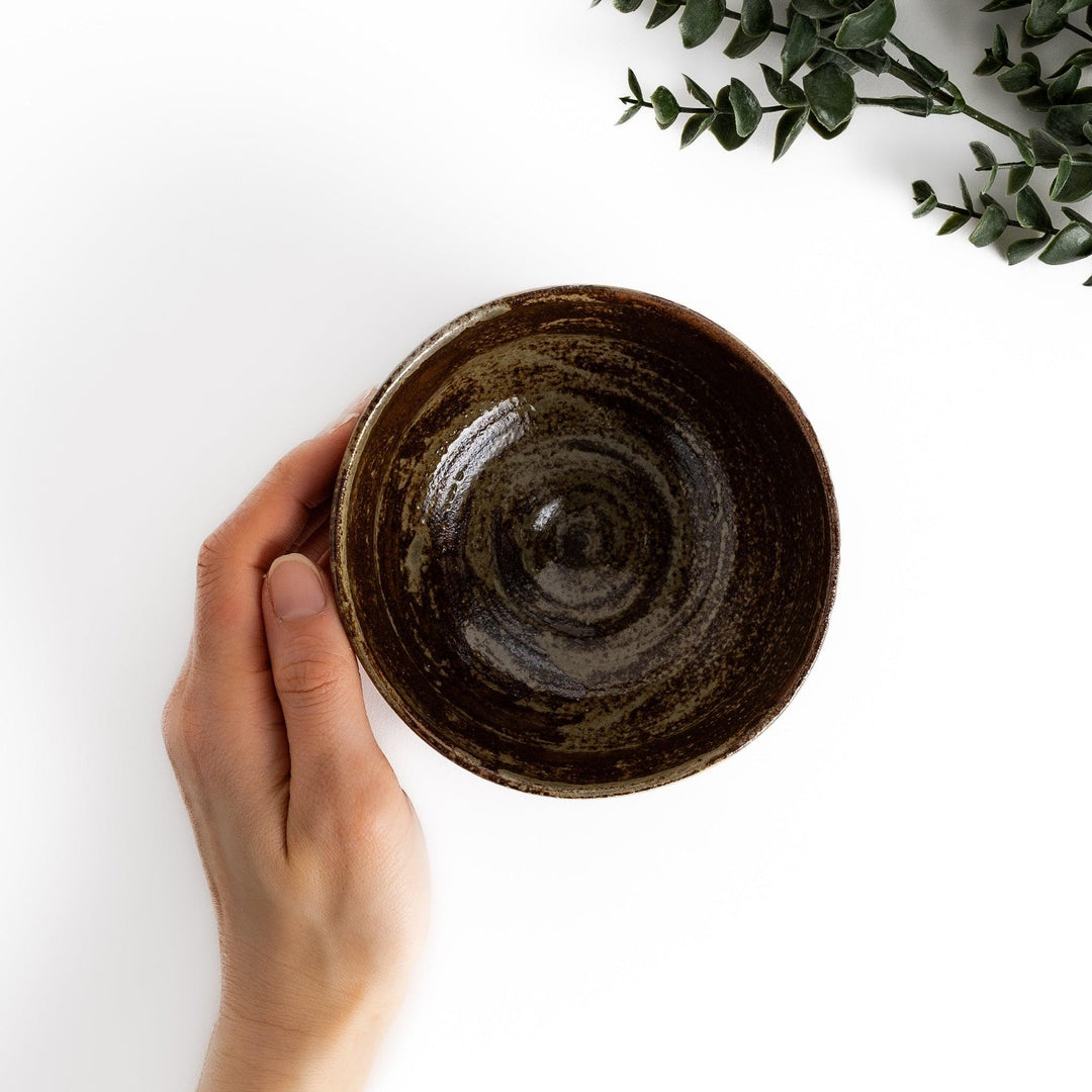 Matcha Bowl featuring a beautiful design of Mount Fuji with sakura blossoms and golden accents.