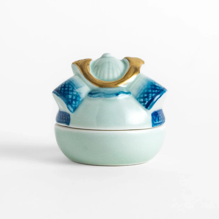 Japanese samurai helmet lidded condiment bowl with blue and gold detailing perfect for sauces or dips.