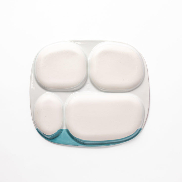 Kids’ plate featuring two snowbirds and three yellow chicks with blue accents, perfect for cheerful mealtime.