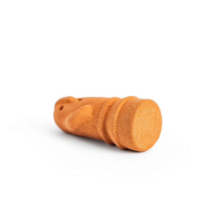 Guardian figure-shaped chopstick rest, bringing a whimsical and protective charm to your table setting.