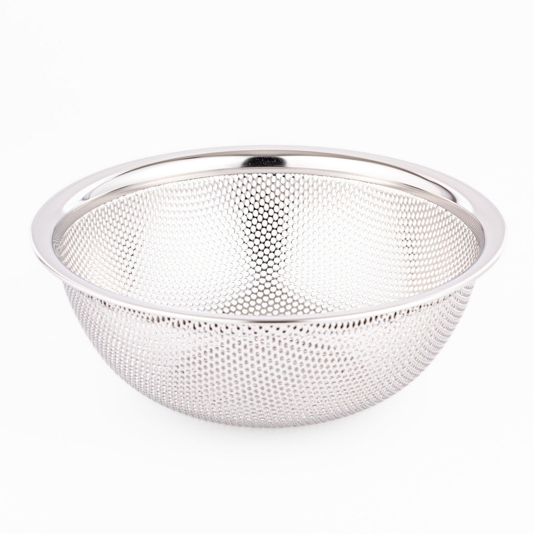 Fine mesh stainless strainer bowl with curved shape, ideal for washing grains, fruits, or vegetables.