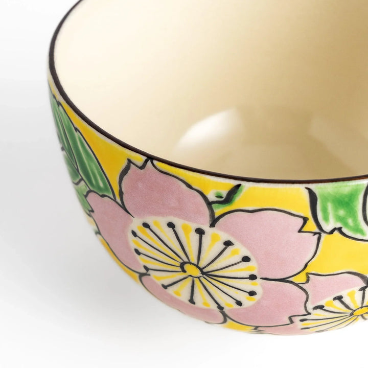 Yellow matcha bowl handcrafted with nature-inspired design, ideal for enjoying Japanese tea. (114)